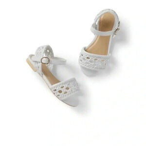 JACK AND JANIE GIRLS WHITE BASKETWEAVE SANDALS SIZE 3.5 baby